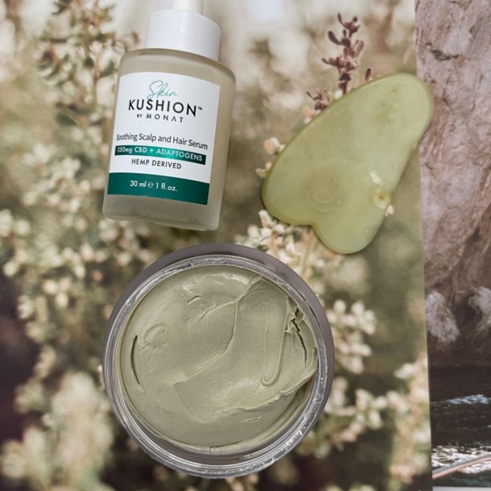 • MONAT Clay Mask • - Picture 2 of 3